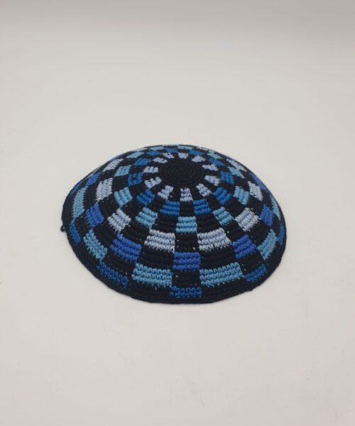 כיפה צבעונית דגם משבצות