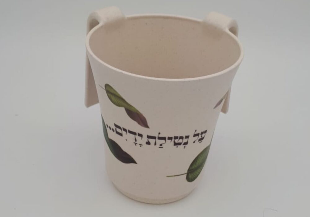 נטלה דגם עלים גדולים