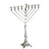 חנוכייה מכסף טהור דגם חבד פריז רקוע