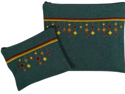 כיסוי לטלית ותפילין בעיצוב תליונים