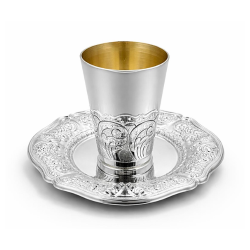 סט של כוס וצלחת עשויים ציפוי כסף טהור 925